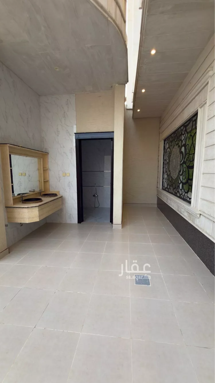 فيلا للبيع في شارع عبدالعزيز بن عبدالملك, حي طويق, مدينة الرياض, منطقة الرياض صورة 3