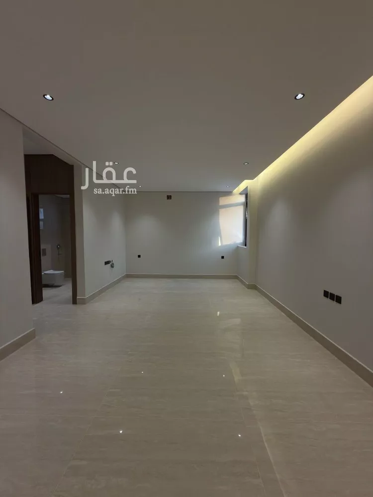 فيلا للبيع في شارع أبي عبدالله الركن, حي العريجاء الأوسط, مدينة الرياض, منطقة الرياض 12