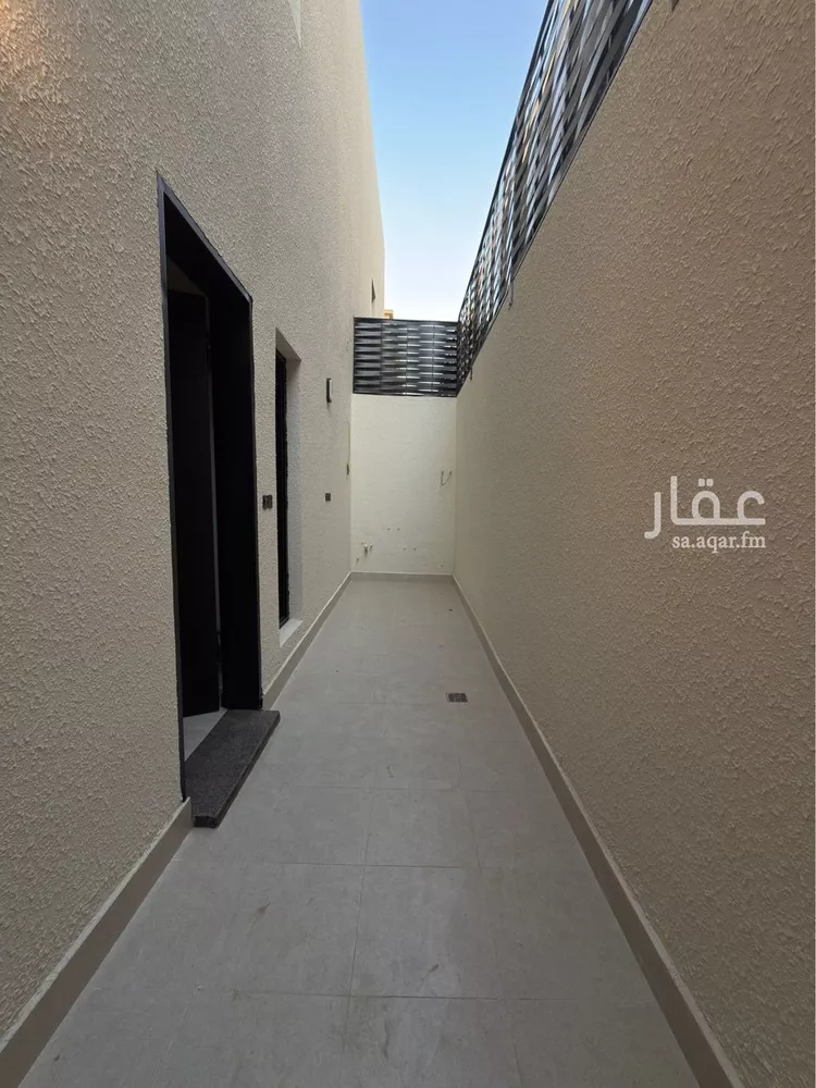 دور للبيع في شارع جبل الصقورية, حي الدريهمية, مدينة الرياض, منطقة الرياض 12
