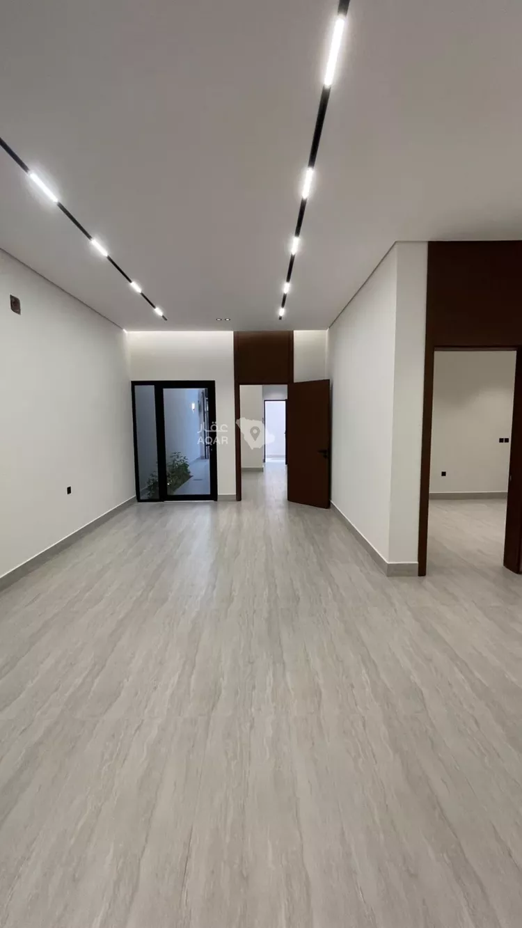 Floor for Sale in Riyadh As Suwaidi Al Gharabi 7