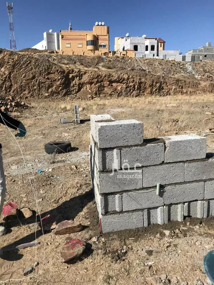أرض للإيجار في شارع 78 الزهور ، حي المحالة ، آل بالفلاح ، منطقة عسير 5