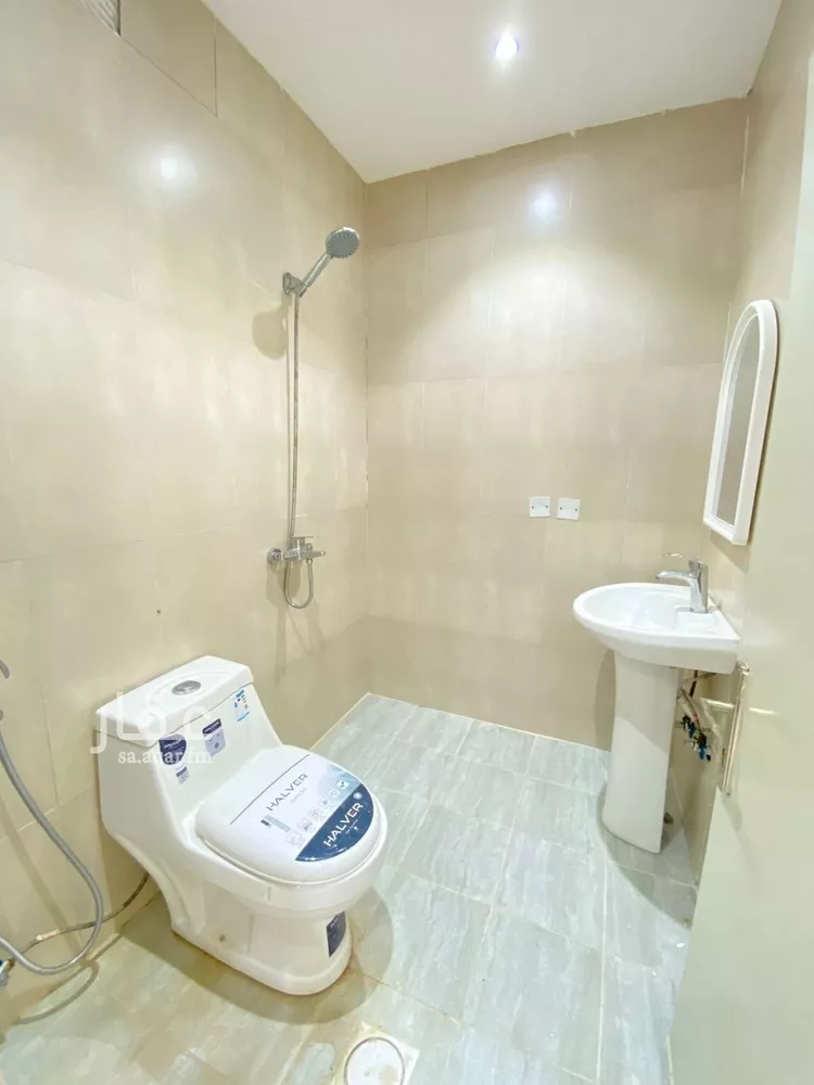 شقة للإيجار في شارع جرير بن عبدالله البجلي, حي مغرزات, مدينة الرياض, منطقة الرياض صورة 5