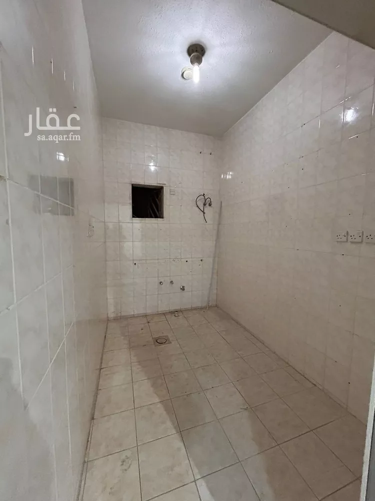 محل للإيجار في شارع الشيخ سلمان بن حمد آل خليفة, حي الملز, مدينة الرياض, منطقة الرياض صورة 5