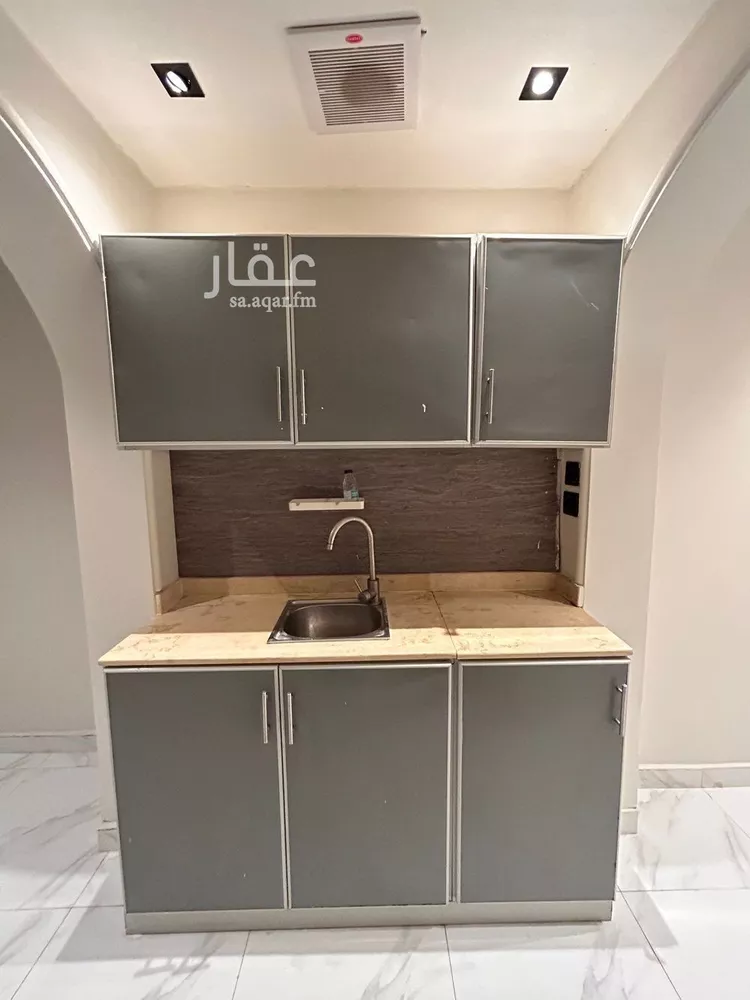 شقة للإيجار في شارع جرير بن عبدالله البجلي, حي مغرزات, مدينة الرياض, منطقة الرياض صورة 4