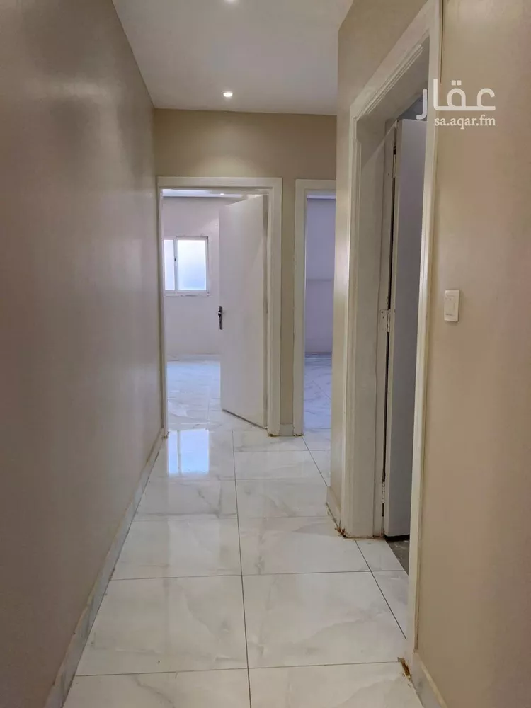 شقة للإيجار في شارع حارثة بن عدي, حي الوزارات, مدينة الرياض, منطقة الرياض صورة 3