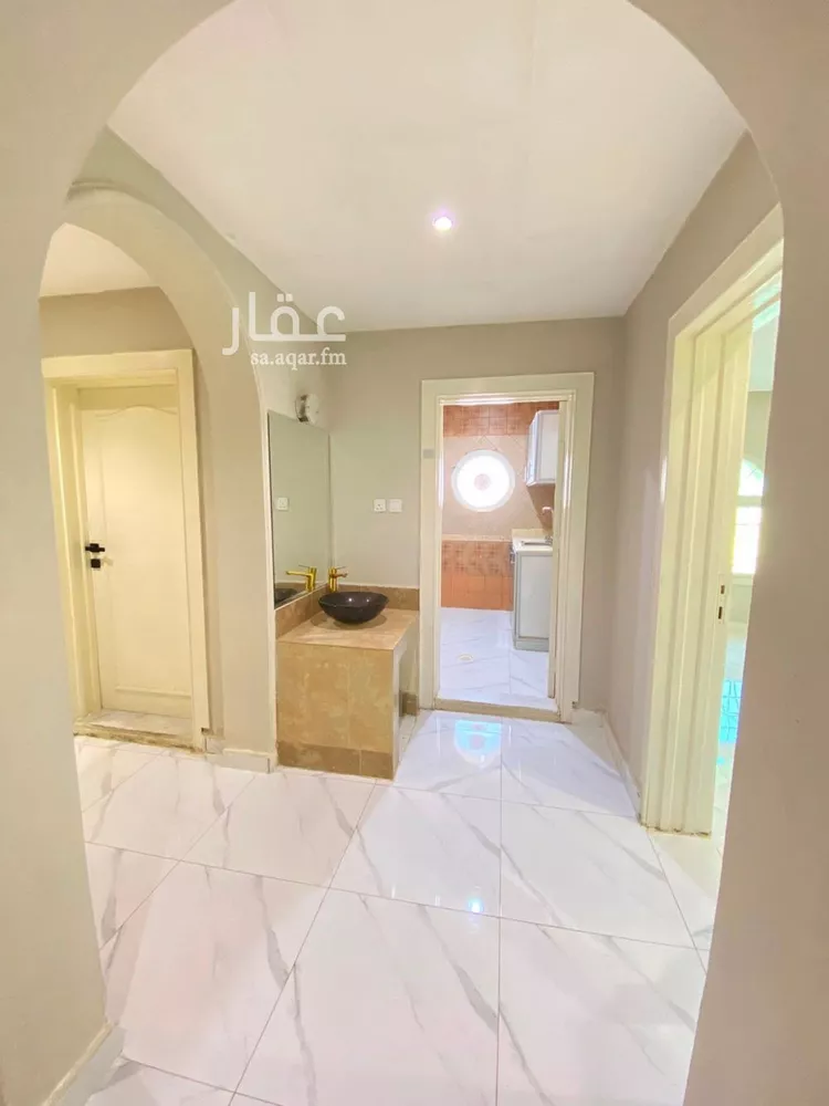 شقة للإيجار في شارع جرير بن عبدالله البجلي, حي مغرزات, مدينة الرياض, منطقة الرياض 3