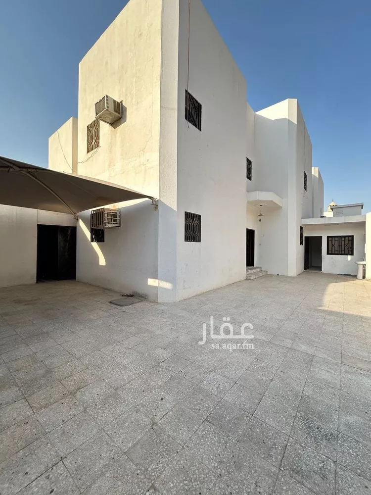 Floor for Rent in Riyadh Shubra صورة 3