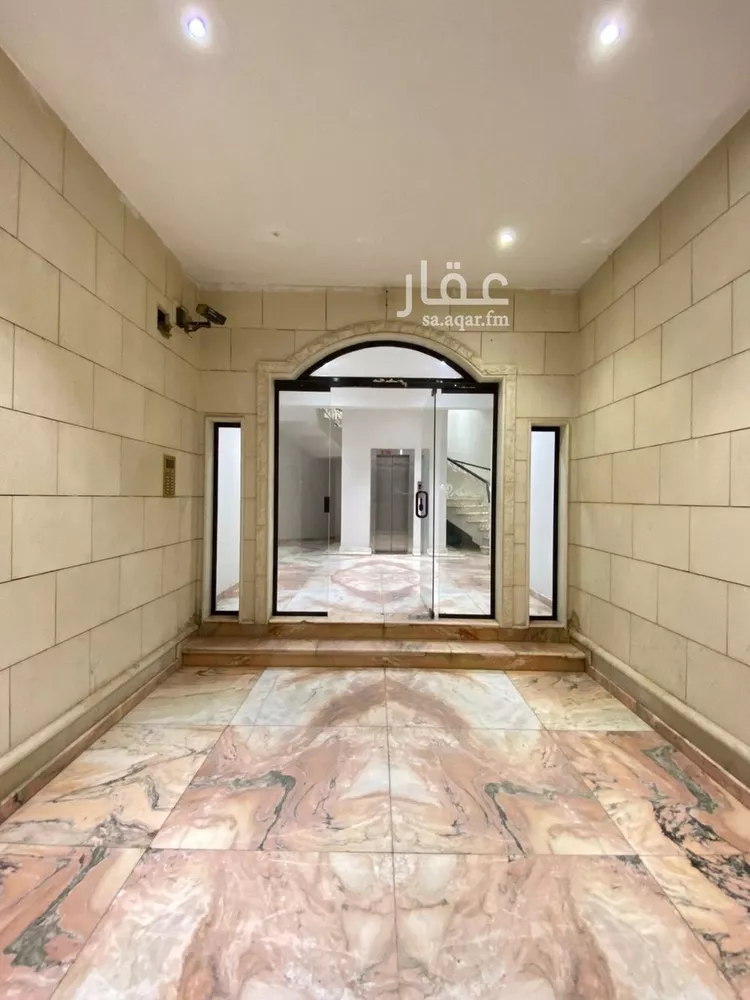 شقة للإيجار في شارع جرير بن عبدالله البجلي, حي مغرزات, مدينة الرياض, منطقة الرياض صورة 5