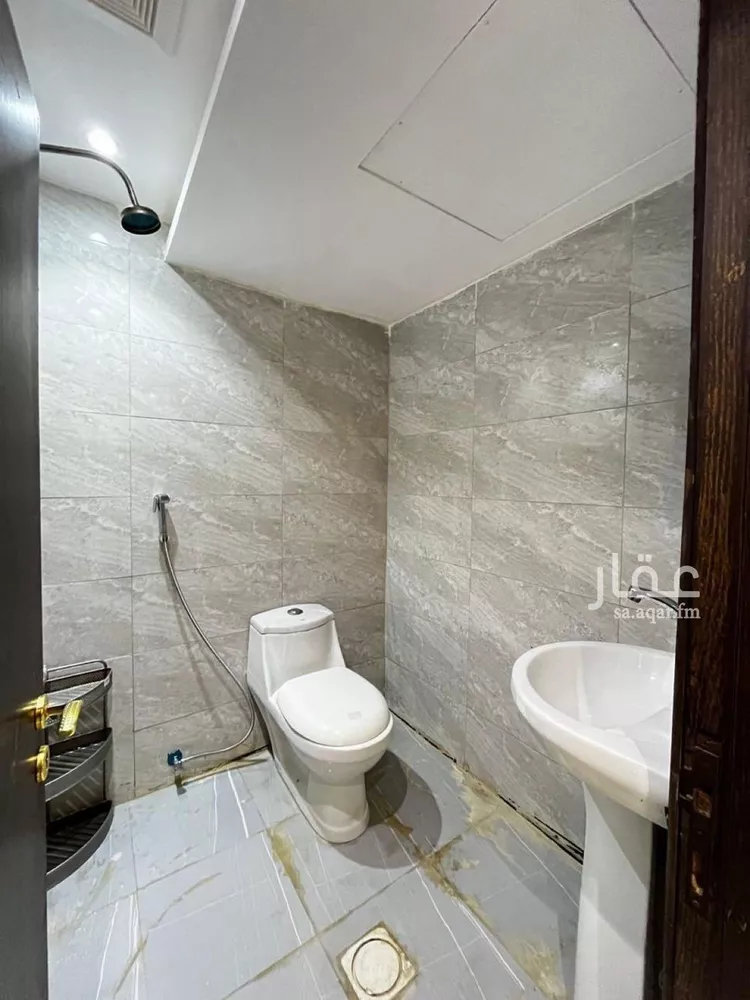 شقة للإيجار في شارع جرير بن عبدالله البجلي, حي مغرزات, مدينة الرياض, منطقة الرياض صورة 2
