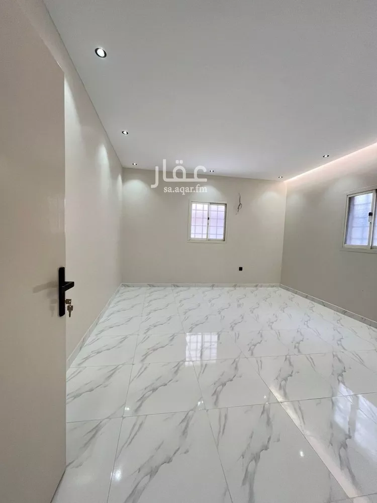 شقة للإيجار في شارع حارثة بن عدي, حي الوزارات, مدينة الرياض, منطقة الرياض صورة 5