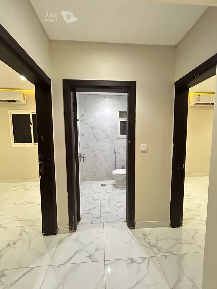 شقة للإيجار في شارع حارثة بن عدي, حي الوزارات, مدينة الرياض, منطقة الرياض 5