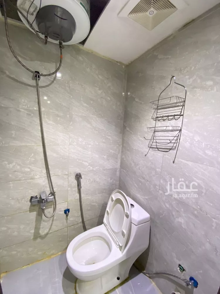 شقة للإيجار في شارع جرير بن عبدالله البجلي, حي مغرزات, مدينة الرياض, منطقة الرياض