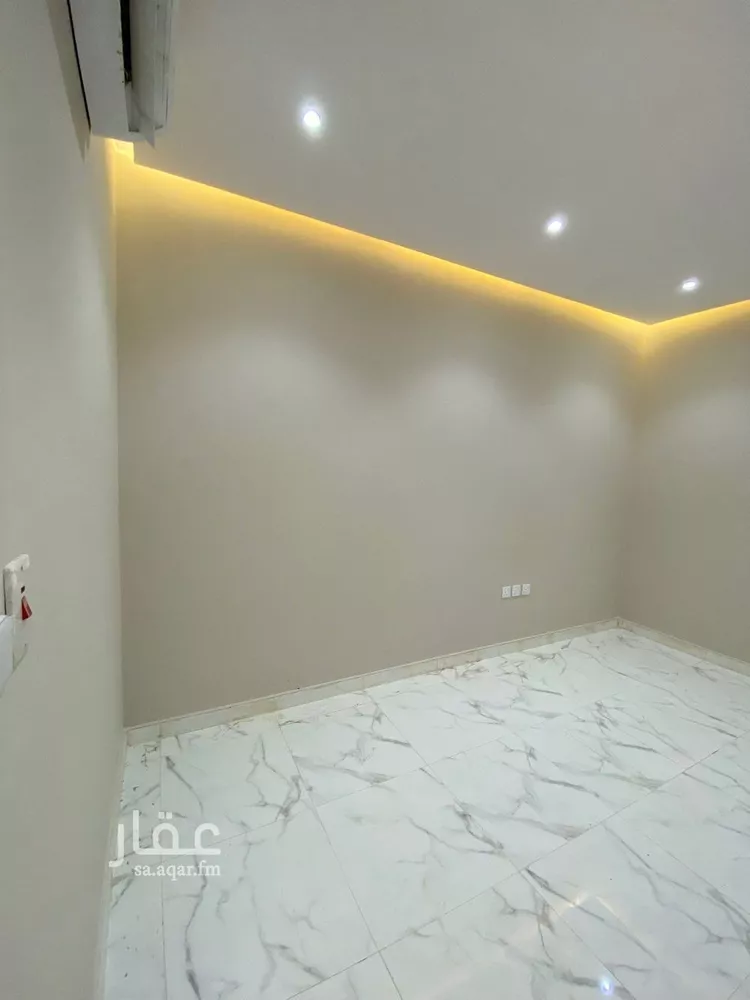 شقة للإيجار في شارع زيد البغدادي, حي الوزارات, مدينة الرياض, منطقة الرياض صورة 3