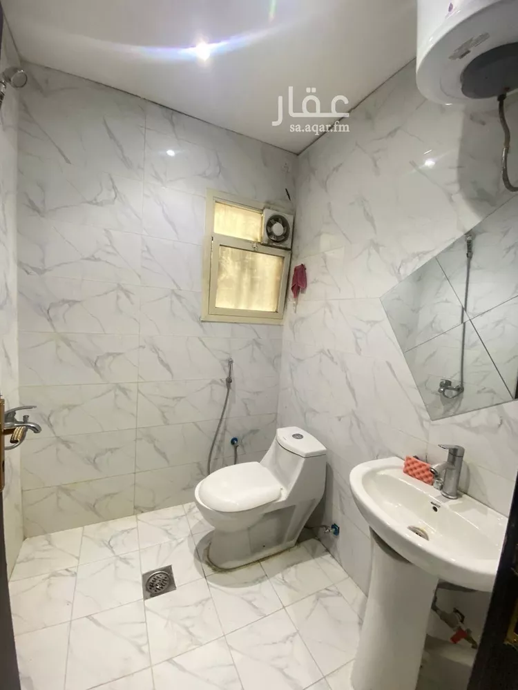 شقة للإيجار في شارع زيد البغدادي, حي الوزارات, مدينة الرياض, منطقة الرياض