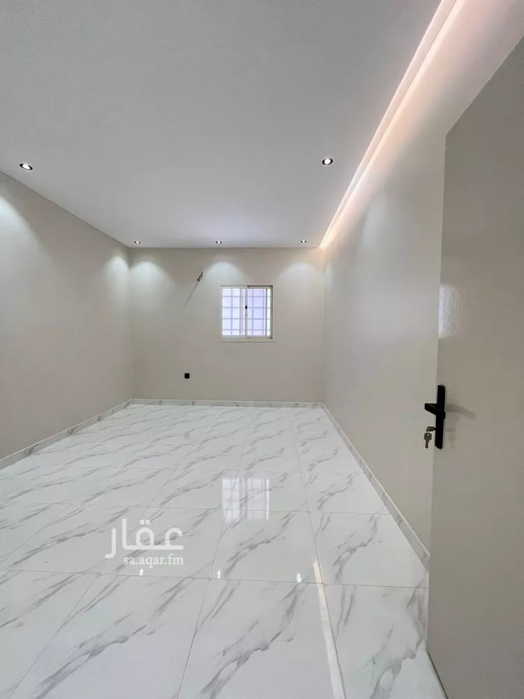 شقة للإيجار في شارع حارثة بن عدي, حي الوزارات, مدينة الرياض, منطقة الرياض صورة 3