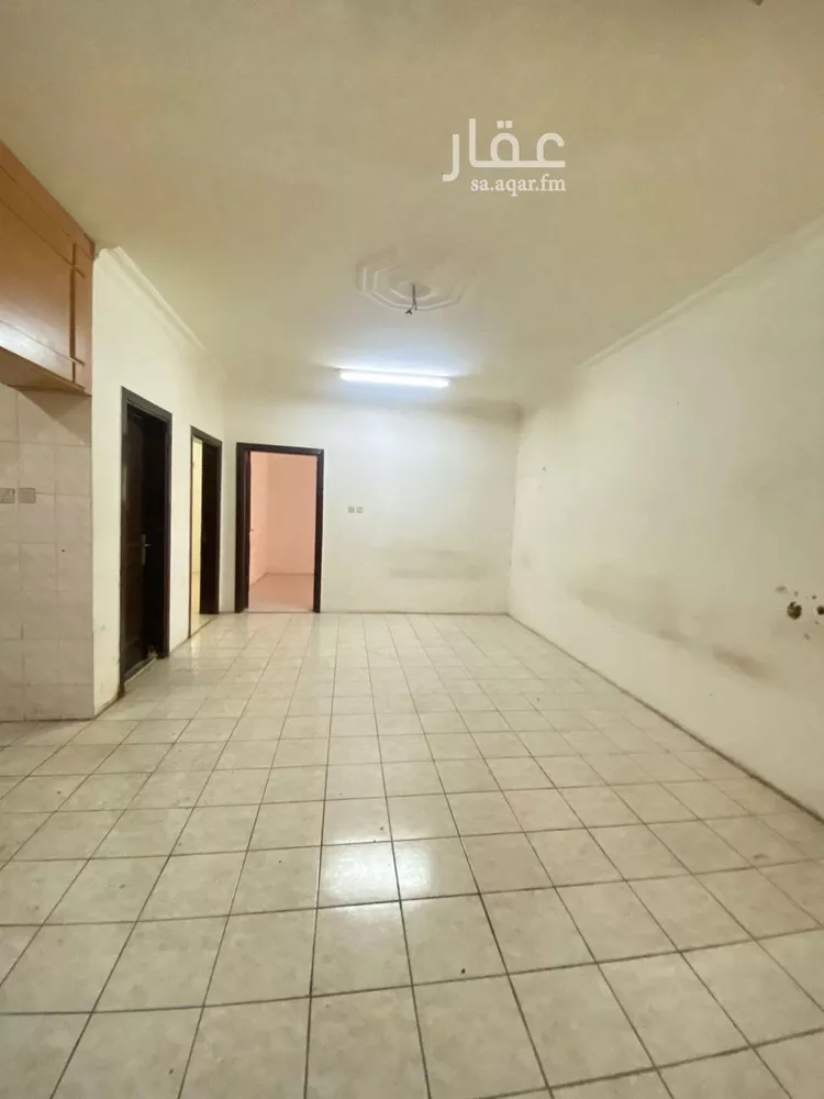 مكتب تجاري للإيجار في شارع الشيخ سلمان بن حمد آل خليفة, حي الملز, مدينة الرياض, منطقة الرياض صورة 3