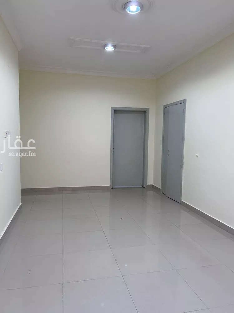شقة للإيجار في شارع عشيرة, حي بدر, مدينة الرياض, منطقة الرياض 6