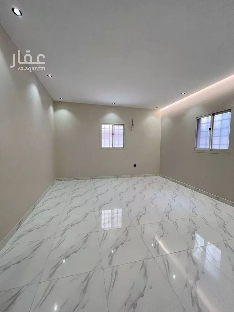 شقة للإيجار في شارع حارثة بن عدي, حي الوزارات, مدينة الرياض, منطقة الرياض صورة 4