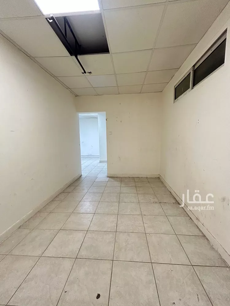 مكتب تجاري للإيجار في شارع الشيخ سلمان بن حمد آل خليفة, حي الملز, مدينة الرياض, منطقة الرياض صورة 4
