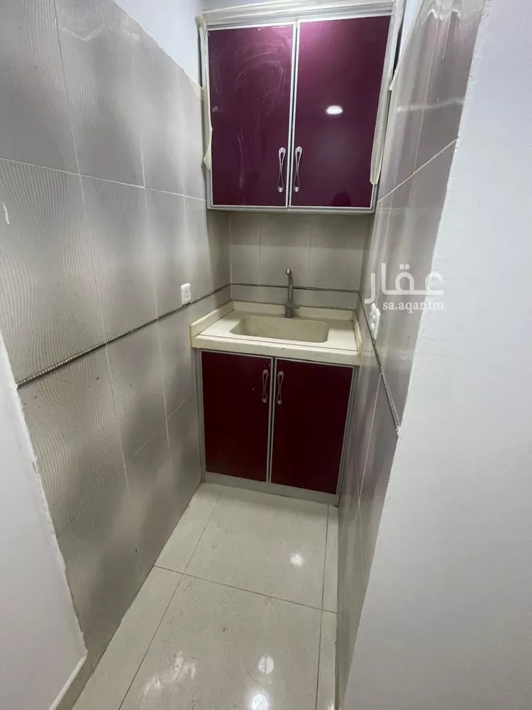 شقة للإيجار في شارع طاهر المقدسي, حي الرحمانية, مدينة الرياض, منطقة الرياض صورة 4