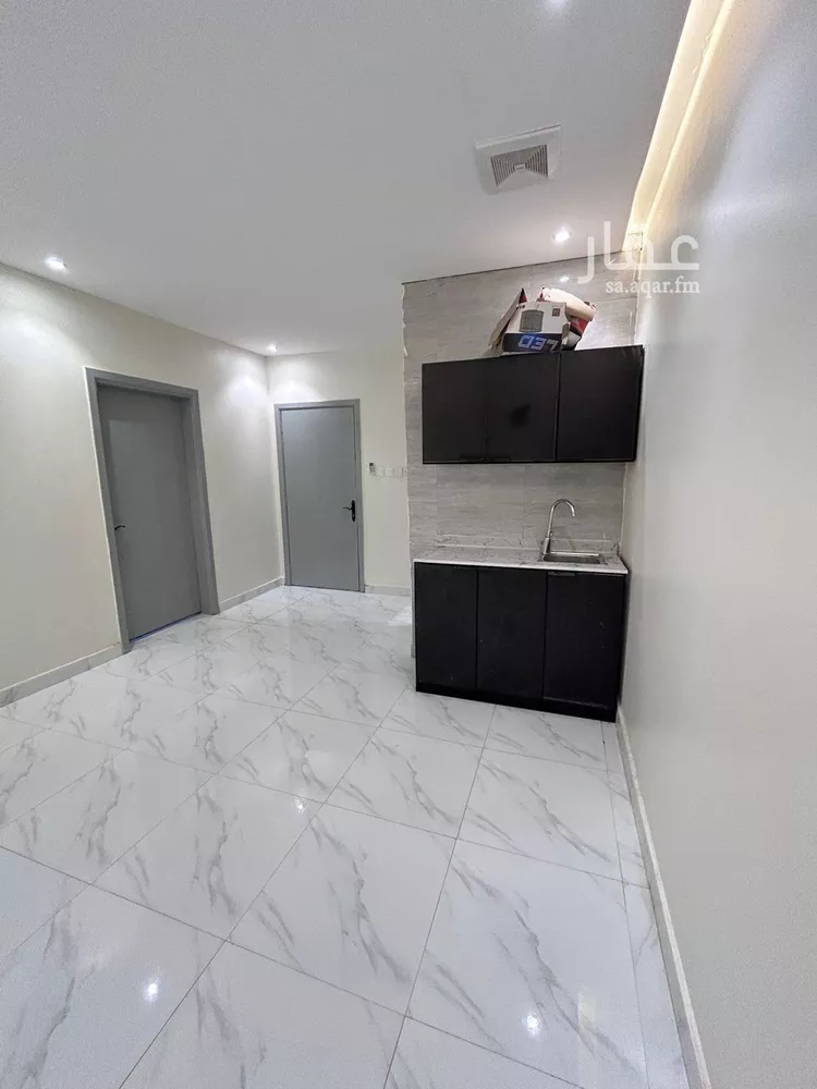 شقة للإيجار في شارع الفجر, حي السويدي الغربي, مدينة الرياض, منطقة الرياض صورة 2