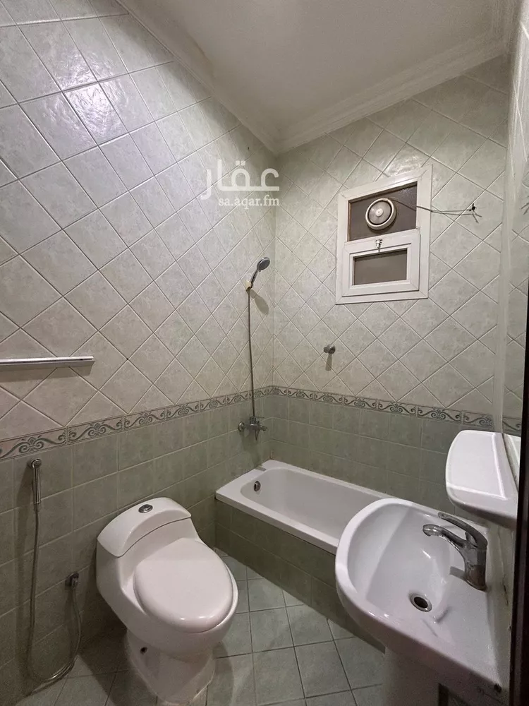 شقة للإيجار في شارع جرير بن عبدالله البجلي, حي مغرزات, مدينة الرياض, منطقة الرياض صورة 4