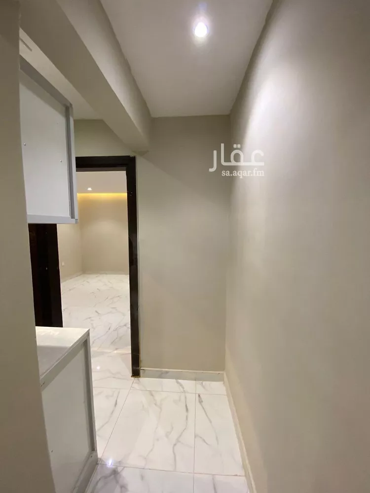 شقة للإيجار في شارع زيد البغدادي, حي الوزارات, مدينة الرياض, منطقة الرياض صورة 5
