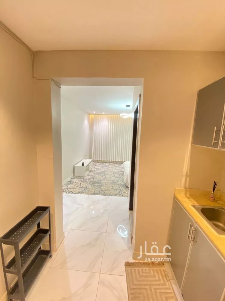 شقة للإيجار في شارع جرير بن عبدالله البجلي, حي مغرزات, مدينة الرياض, منطقة الرياض صورة 2