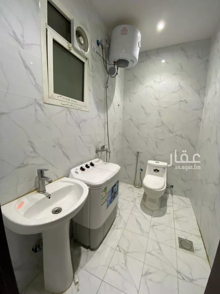 شقة للإيجار في شارع زيد البغدادي, حي الوزارات, مدينة الرياض, منطقة الرياض صورة 5