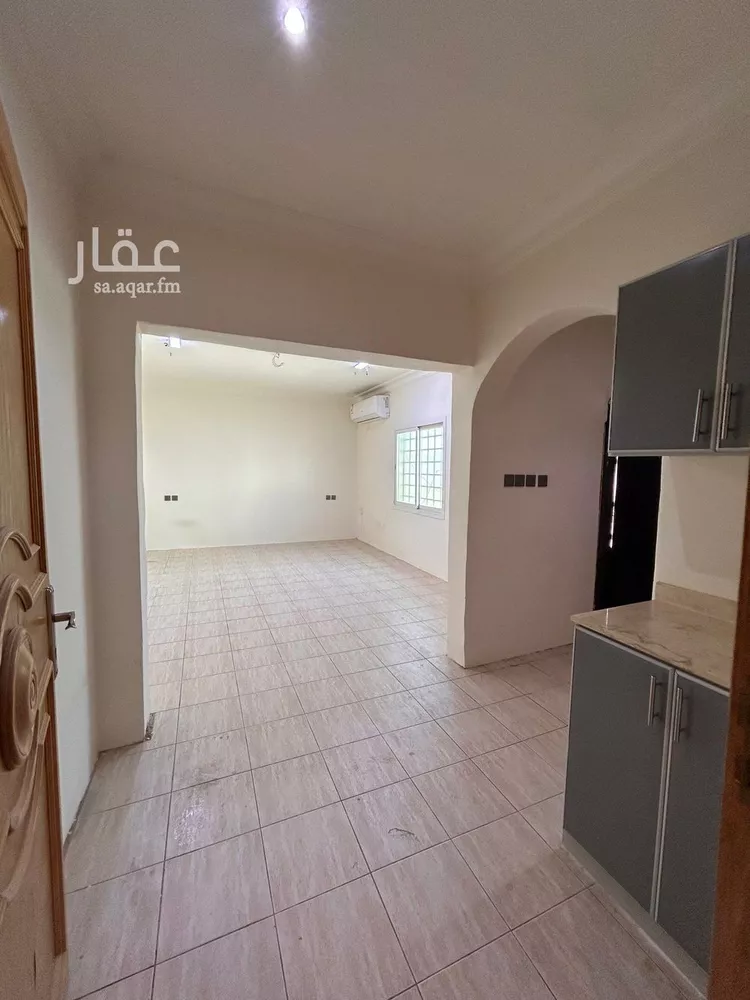 شقة للإيجار في شارع جرير بن عبدالله البجلي, حي مغرزات, مدينة الرياض, منطقة الرياض