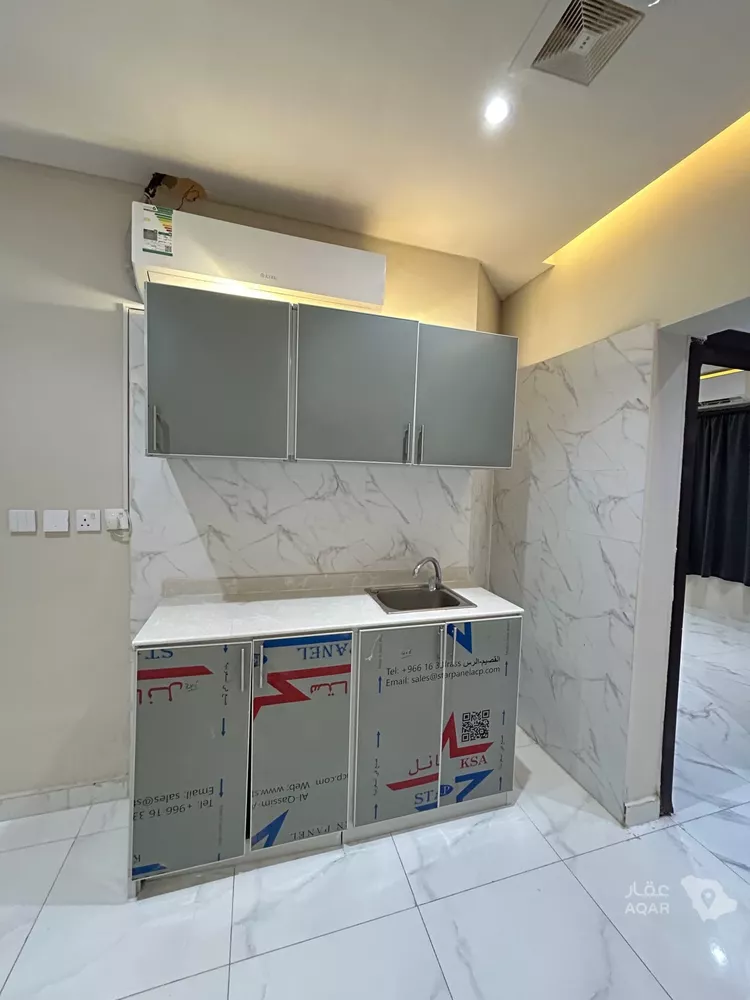شقة للإيجار في شارع حارثة بن عدي, حي الوزارات, مدينة الرياض, منطقة الرياض 3