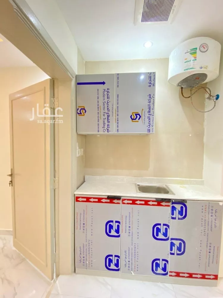 شقة للإيجار في شارع جرير بن عبدالله البجلي, حي مغرزات, مدينة الرياض, منطقة الرياض صورة 3