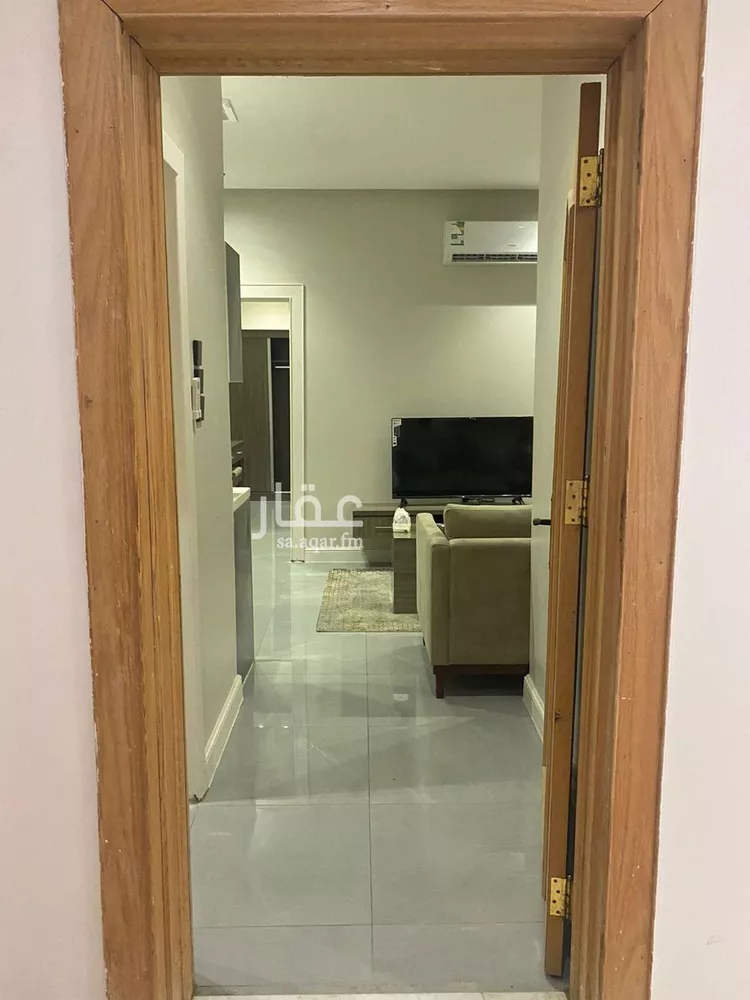 شقة للإيجار في شارع جرير بن عبدالله البجلي, حي مغرزات, مدينة الرياض, منطقة الرياض صورة 2