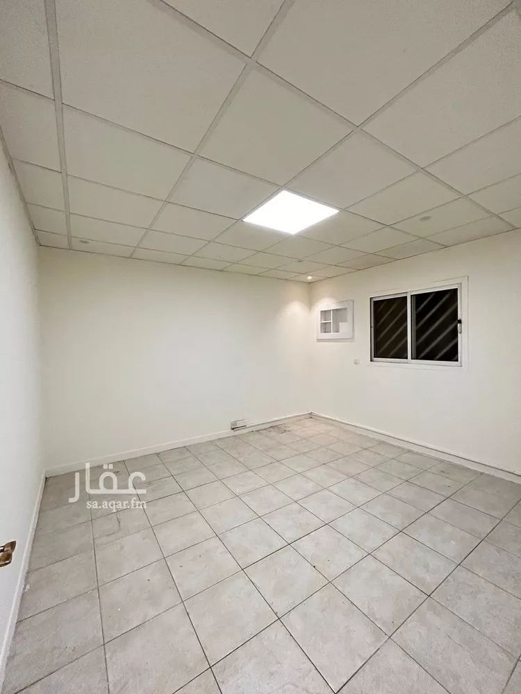 Commercial Office for Rent in Riyadh Al Malaz صورة 5