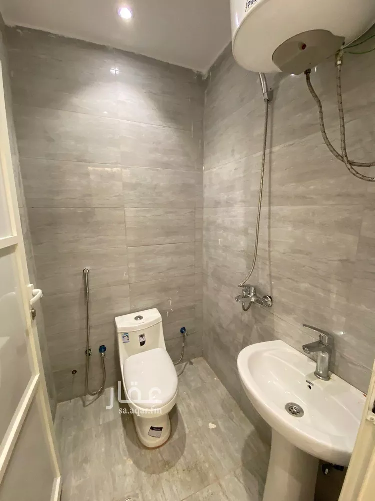 شقة للإيجار في شارع محمد بن أحمد أبي شيبة, حي الشفاء, مدينة الرياض, منطقة الرياض