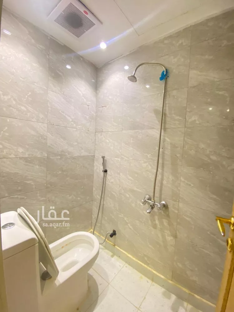 شقة للإيجار في شارع جرير بن عبدالله البجلي, حي مغرزات, مدينة الرياض, منطقة الرياض صورة 4