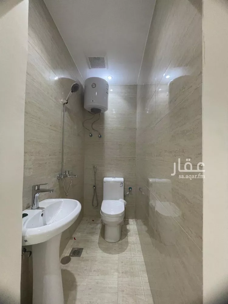 شقة للإيجار في شارع يثرب, حي بدر, مدينة الرياض, منطقة الرياض صورة 4