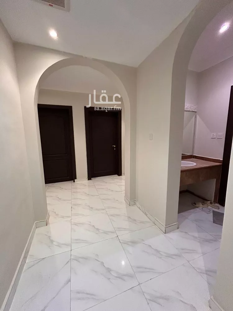 شقة للإيجار في شارع جرير بن عبدالله البجلي, حي مغرزات, مدينة الرياض, منطقة الرياض صورة 2