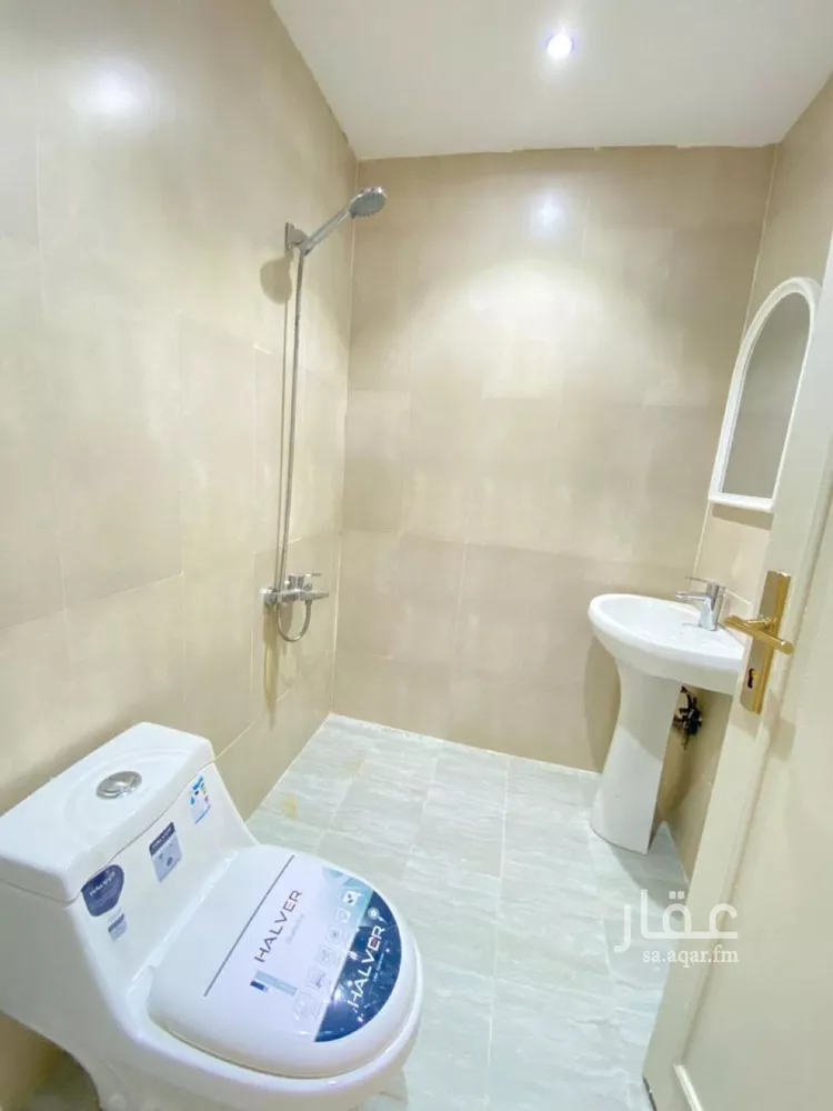 شقة للإيجار في شارع جرير بن عبدالله البجلي, حي مغرزات, مدينة الرياض, منطقة الرياض صورة 5