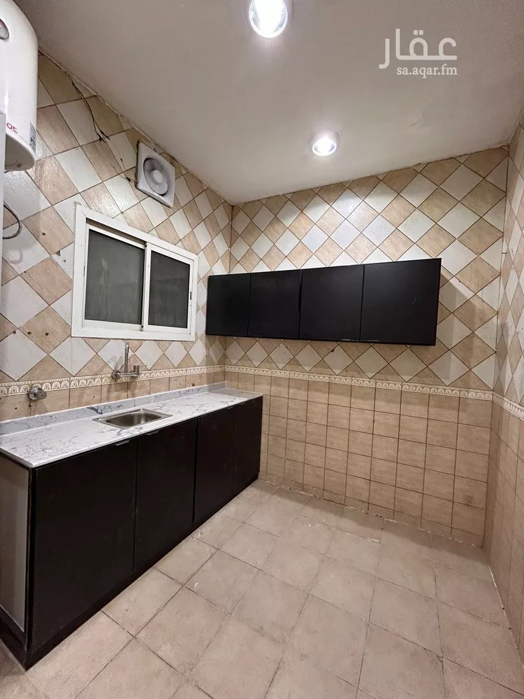 شقة للإيجار في شارع الرائد, حي بدر, مدينة الرياض, منطقة الرياض صورة 3