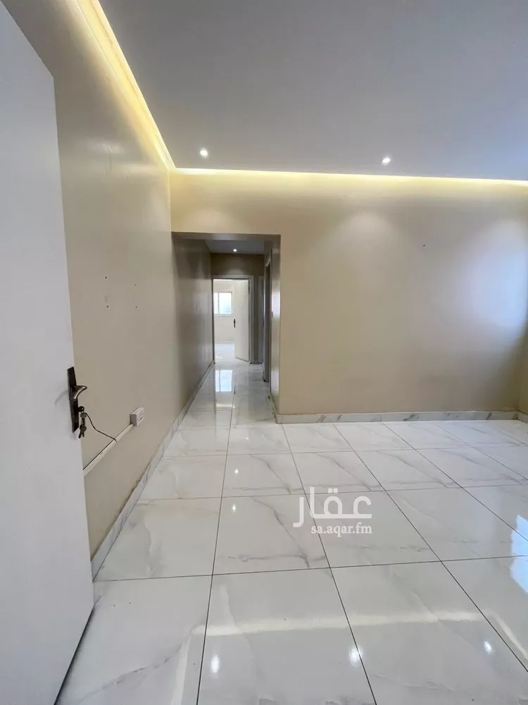 شقة للإيجار في شارع زيد البغدادي, حي الوزارات, مدينة الرياض, منطقة الرياض صورة 4