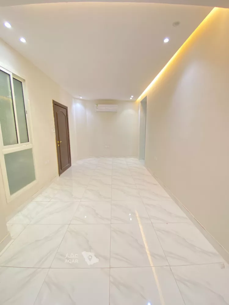 شقة للإيجار في شارع جرير بن عبدالله البجلي, حي مغرزات, مدينة الرياض, منطقة الرياض صورة 2