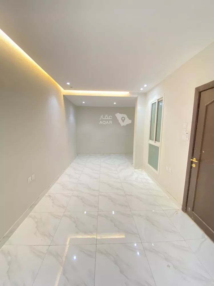 شقة للإيجار في شارع جرير بن عبدالله البجلي, حي مغرزات, مدينة الرياض, منطقة الرياض صورة 3