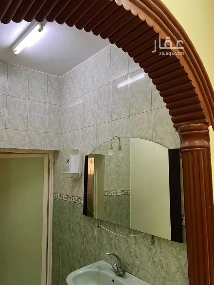 شقة للإيجار في شارع الزبير بن العوام ، حي الملك خالد ، عنيزة ، عنيزة صورة 3