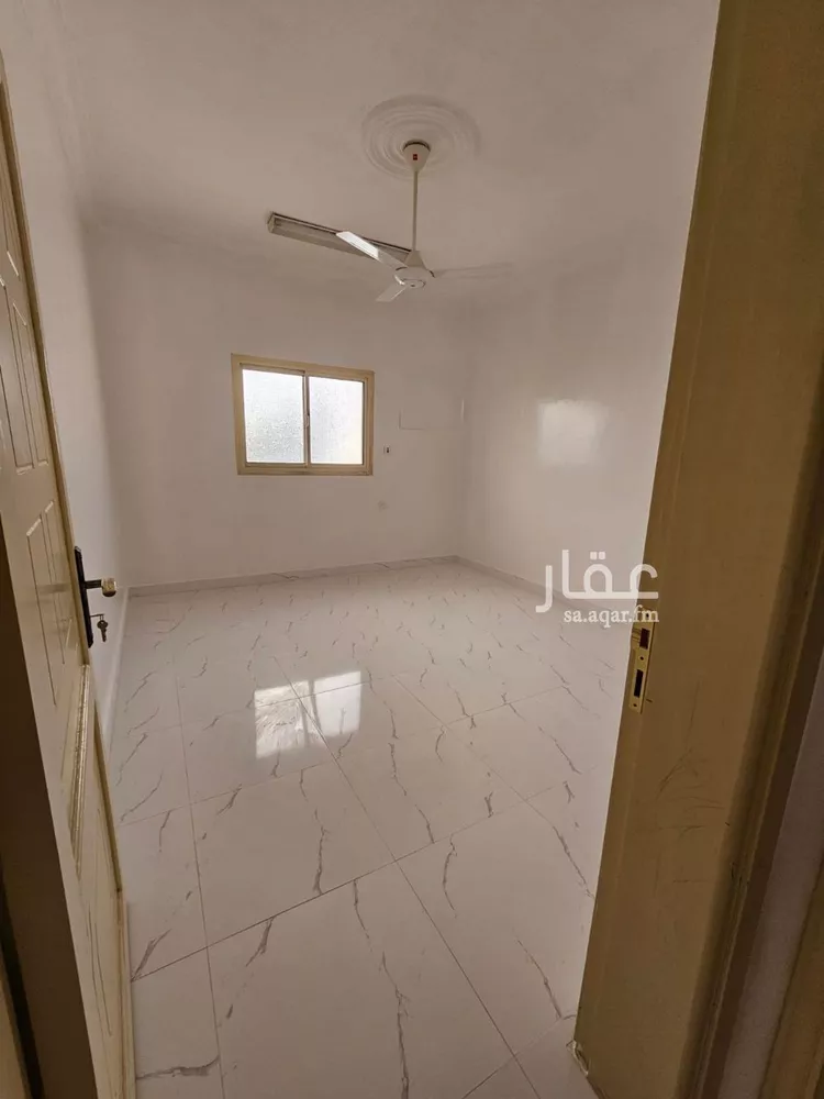 دور للبيع في شارع محمد الساوي, حي المصيف, مدينة تبوك, منطقة تبوك صورة 3