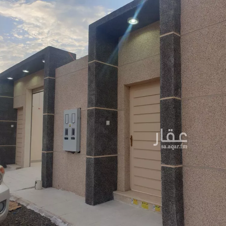 فيلا للبيع في شارع ابن الاصبح السلامي, حي قرطبة, مدينة حائل, منطقة حائل صورة 2