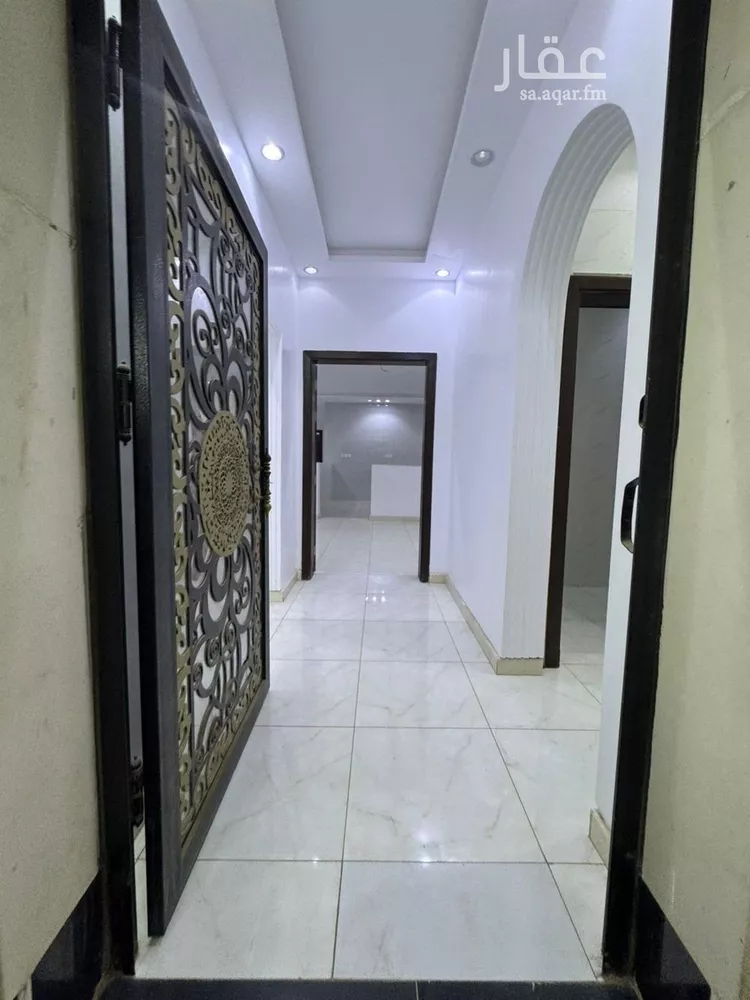 فيلا للبيع في شارع نشران, حي الرياض, مدينة جدة, منطقة مكة المكرمة صورة 4