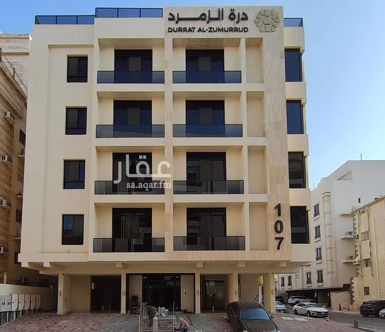 شقة للبيع في شارع ابن جميل, حي السلامة, مدينة جدة, منطقة مكة المكرمة