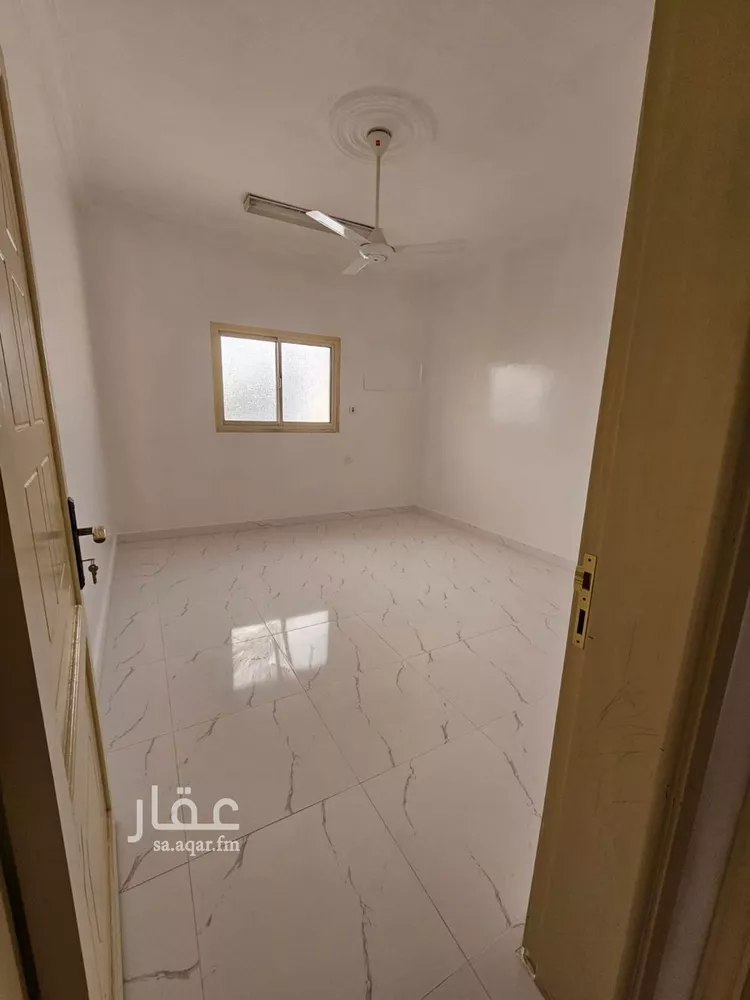 فيلا للبيع في شارع ابن الاصبح السلامي, حي قرطبة, مدينة حائل, منطقة حائل صورة 4