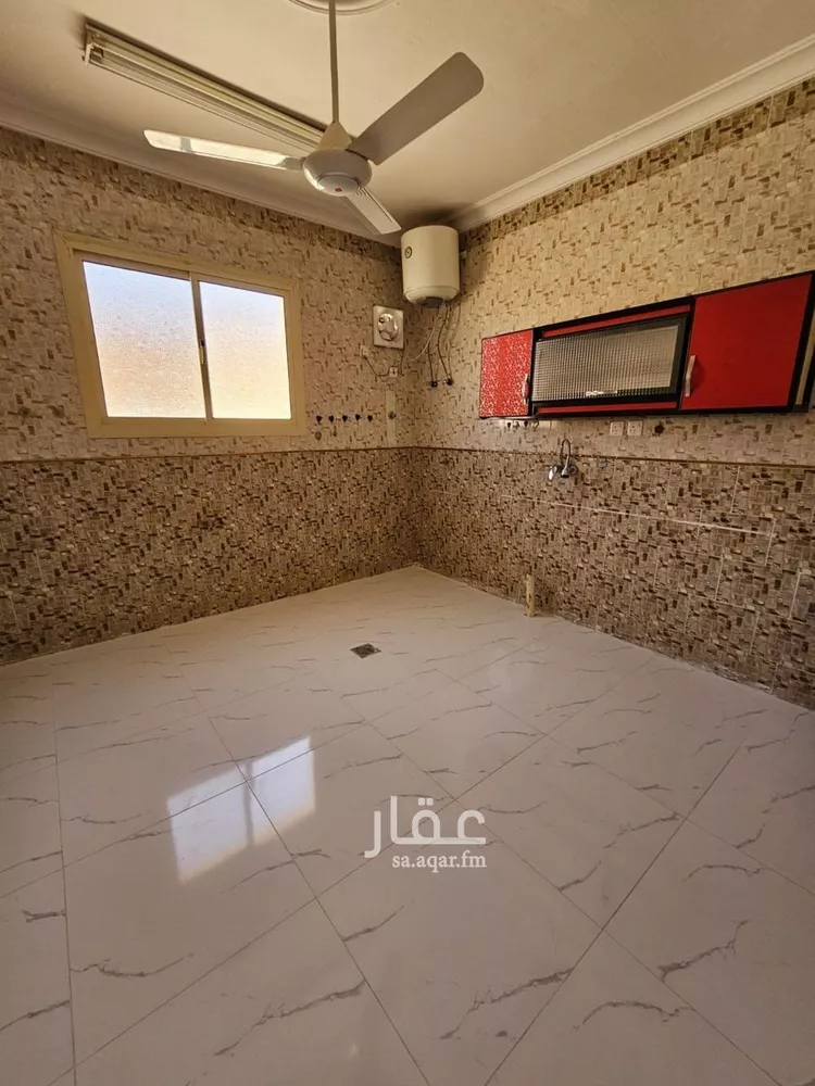 فيلا للبيع في شارع ابن الاصبح السلامي, حي قرطبة, مدينة حائل, منطقة حائل صورة 5